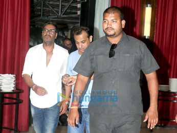 Golmaal Again team snapped in Juhu