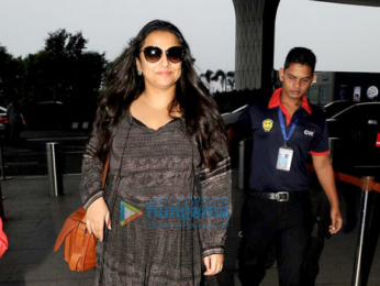Kriti Sanon and Vidya Balan snapped at the airport