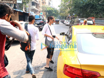 Ileana D'Cruz snapped in Bandra