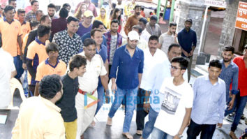 Kapil Sharma visits Shirdi Sai Baba Temple along with Ginni and ‘Firangi’ director Rajiev Dhingra