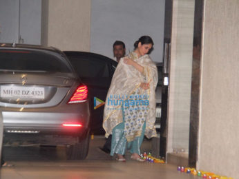 Kareena Kapoor Khan snapped at her mother's house