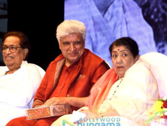 Lata Mangeshkar and Javed Akhtar grace Hridaynath Mangeshkar Awards at Shanmukhanan hall