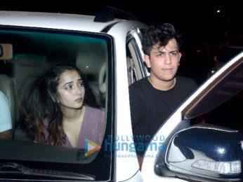 Aarav Bhatia snapped with friends in Bandra