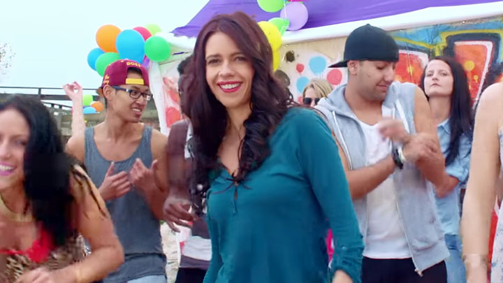 Nach Basanti (Jia Aur Jia) Nach Basanti (Jia Aur Jia)