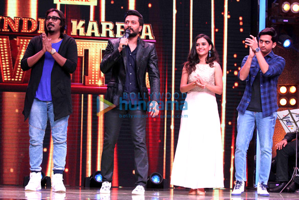 riteish deshmukh on the sets of lil champs 1