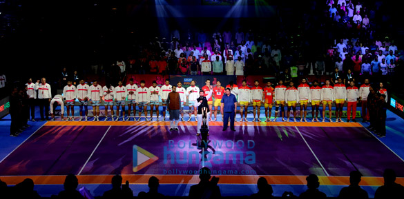 saif ali khan at pro kabaddi match 4