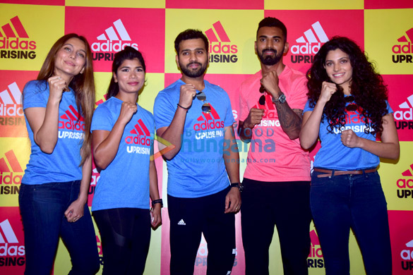 Plakken Bergbeklimmer Terugroepen Saiyami Kher snapped at the Adidas event | Anusha Dandekar, Saiyami Kher  Images - Bollywood Hungama