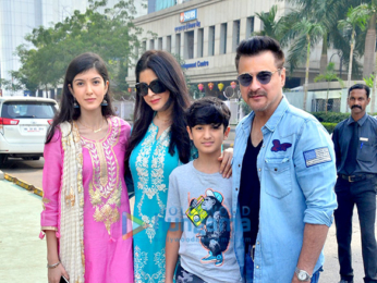 Sanjay Kapoor snapped with family for lunch