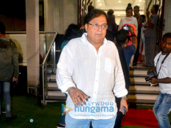 Shah Rukh Khan, Farah Khan, Divya Dutta and others at Kundan Shah's prayer meet