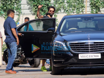 Shahid Kapoor snapped at gym