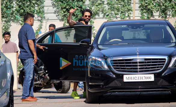 Shahid Kapoor snapped at gym