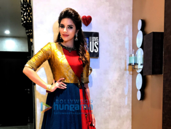 Shama Sikander snapped attending Navratri celebrations