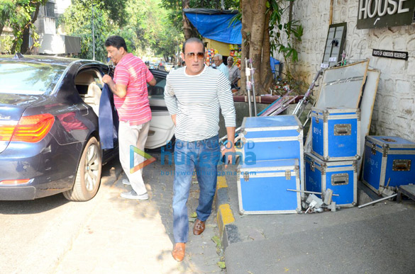 sidharth malhotra sonakshi sinha and akshaye khanna snapped at the korner house 4