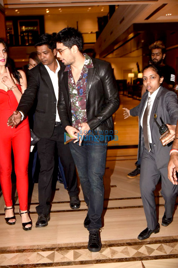 sidharth malhotra attends ittefaq interviews at taj lands end in mumbai 1
