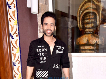 Team of 'Golmaal Returns' snapped at the media interviews