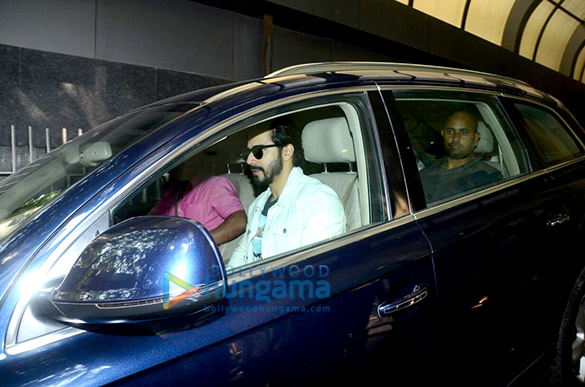 varun dhawan spotted after gym session in khar 3