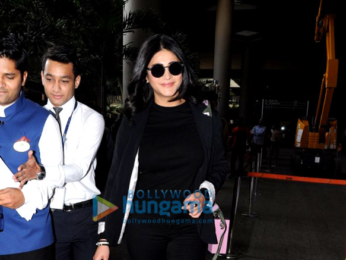 Aamir Khan, Ameesha Patel and others snapped at the airport
