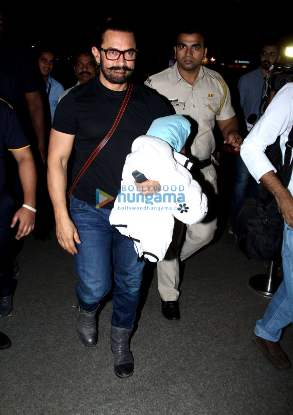 aamir khan rani mukerji and others snapped at the airport 1