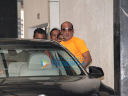 Akshay Khanna spotted at Ashutosh Govarikar’s office in Khar