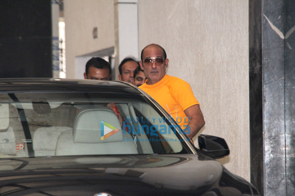 Akshay Khanna spotted at Ashutosh Govarikar’s office in Khar Akshay Khanna spotted at Ashutosh Govarikar’s office in Khar