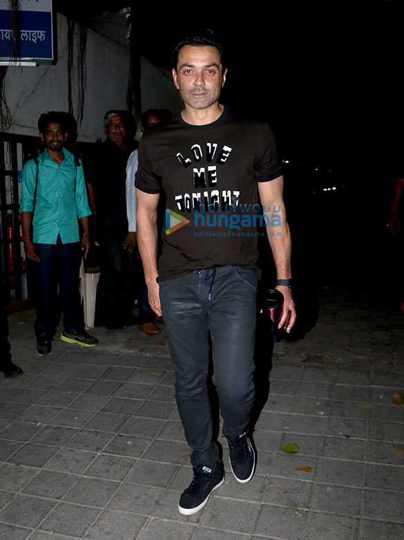 bobby deol snapped in bandra 3