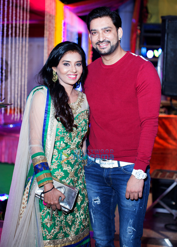 celebs attend saurabh pandey and zara barrings mehndi celebrations 1