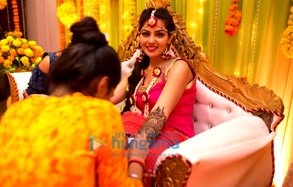 celebs attend saurabh pandey and zara barrings mehndi celebrations 12
