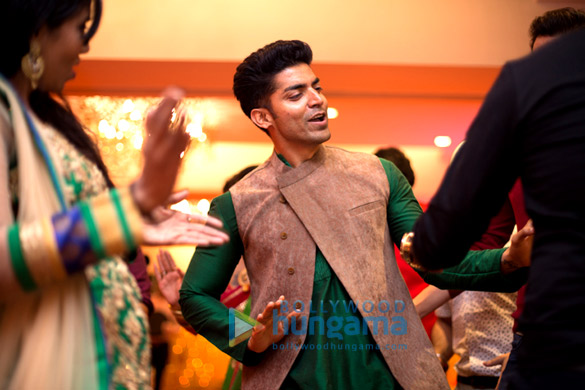 celebs attend saurabh pandey and zara barrings mehndi celebrations 3