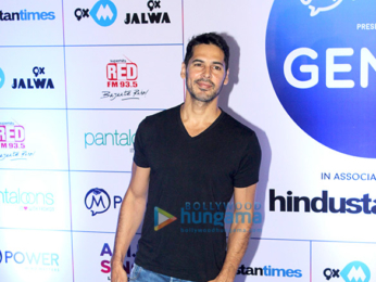 Celebs grace Arijit Singh's Live concert