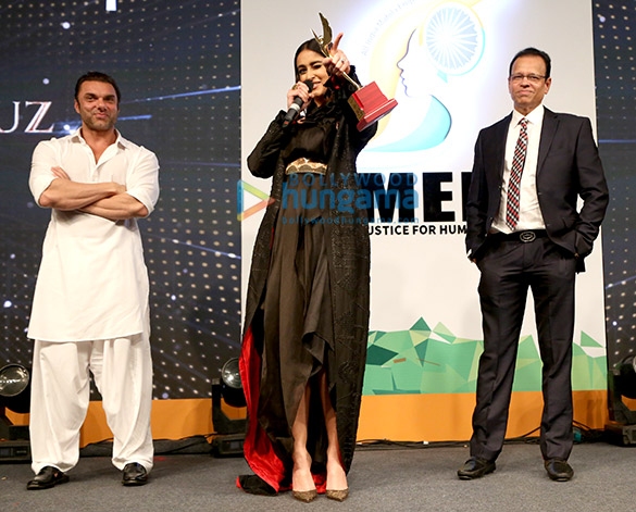 celebs grace naaz celebration of women achievers of india in new delhi 3