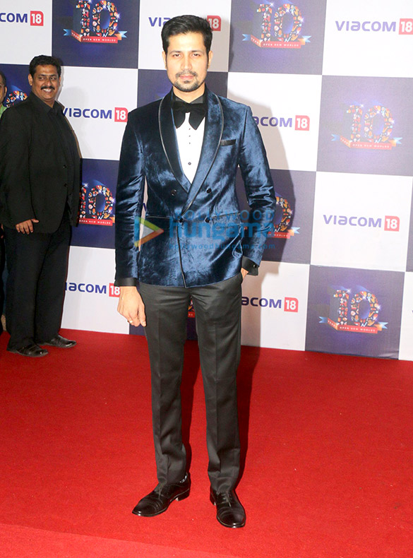 celebs grace viacom 18 10 years bash 27