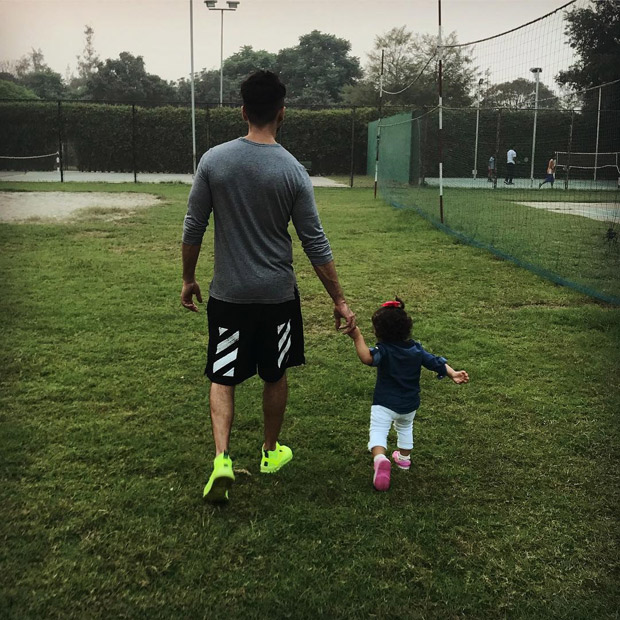 Check out Mira Rajput makes her Instagram debut with the cutest photo of Shahid Kapoor and daughter Misha