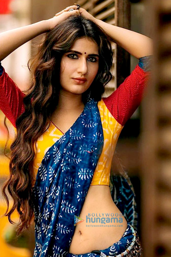 Hot Fatima Sana Shaikh Nails The Desi Look With A Saree Bollywood