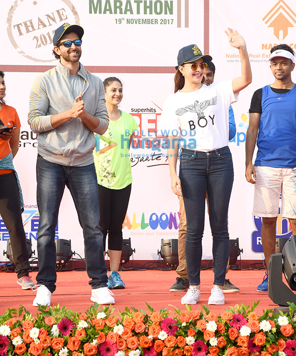 Hrithik Roshan and Jacqueline Fernandez at ‘Thane Police Commissioner’s Marathon’ Hrithik Roshan and Jacqueline Fernandez at ‘Thane Police Commissioner’s Marathon’