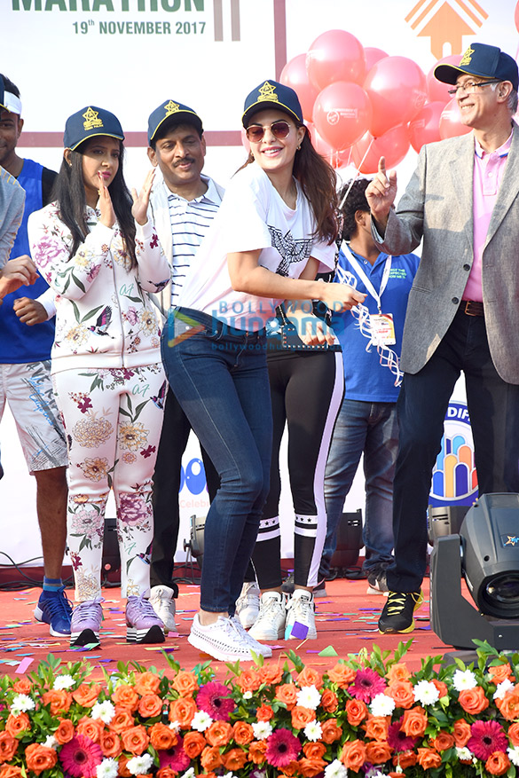 hrithik jacqueline and others at thane marathon 5