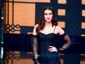 Hrithik Roshan, Kriti Sanon and Rajkummar Rao snapped on sets of Farah Khan's Lip Sing Battle