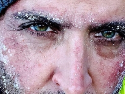 Check out: Hrithik Roshan shoots in a freezing cold location