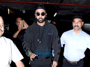 Jackie Shroff, Karan Johar and others spotted at the airport
