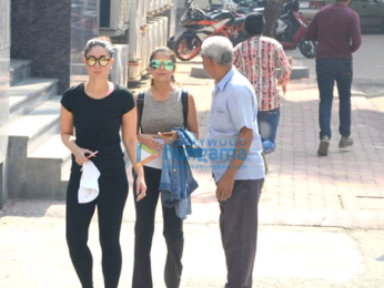 Kareena Kapoor Khan, Amrita Arora, Soha Ali Khan snapped at the gym