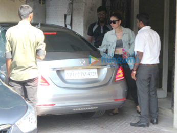 Kareena Kapoor Khan spotted after her gym session