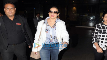 Kareena Kapoor Khan, Madhuri Dixit and others snapped at the airport