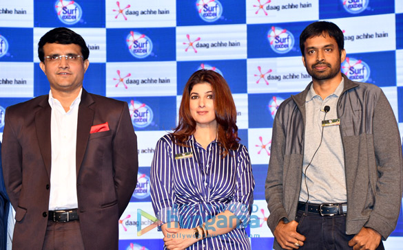 mandira bedi sourav ganguly twinkle khanna and others grace the surf excel event 4
