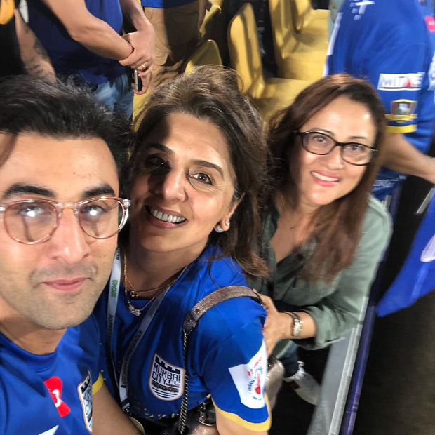 Neetu Kapoor shares an adorable selfie with son Ranbir Kapoor from the ISL match and it is sweet!