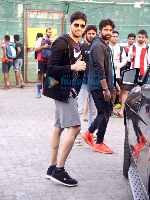 ranbir kapoor sidharth malhotra and others snapped at football practice session 2