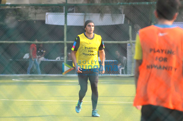 ranbir kapoor and ranveer singh snapped at a soccer match 4