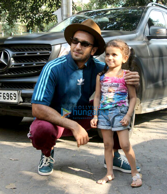Ranveer Singh snapped in Bandra Ranveer Singh snapped in Bandra
