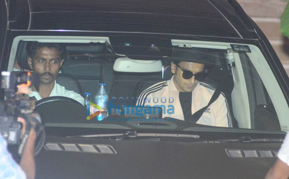 ranveer singh spotted at zoya akhtars residence 3 2