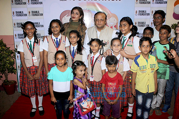 Raveena Tandon and Kanika Kapoor at a Children’s Day event organized by Bhamla Foundation