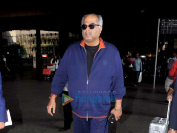 Riteish Deshmukh and Boney Kapoor snapped at the airport