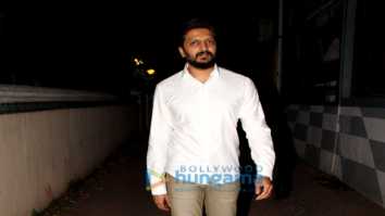 Riteish Deshmukh spotted at friends place in Bandra